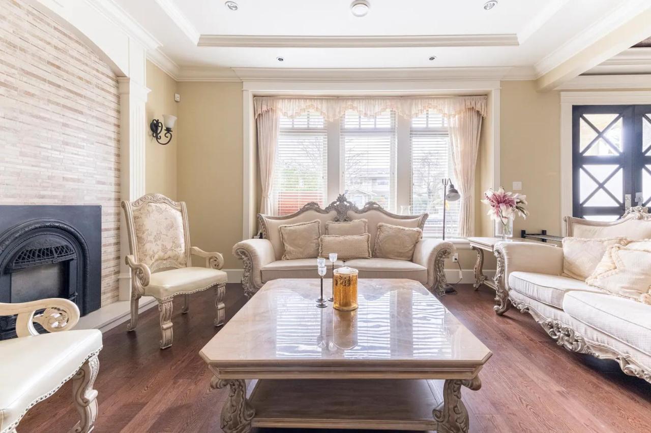 דירות וונקובר Mike'S Luxury House מראה חיצוני תמונה